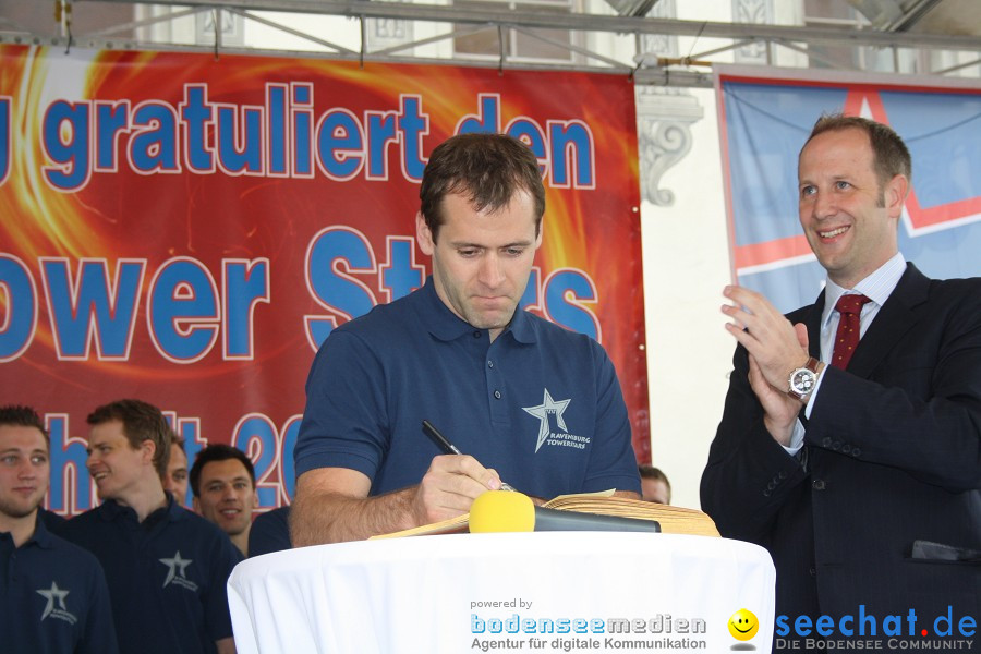 Meisterfeier Eishockey: Ravensburg Towerstars: Ravensburg, 29.04.2011