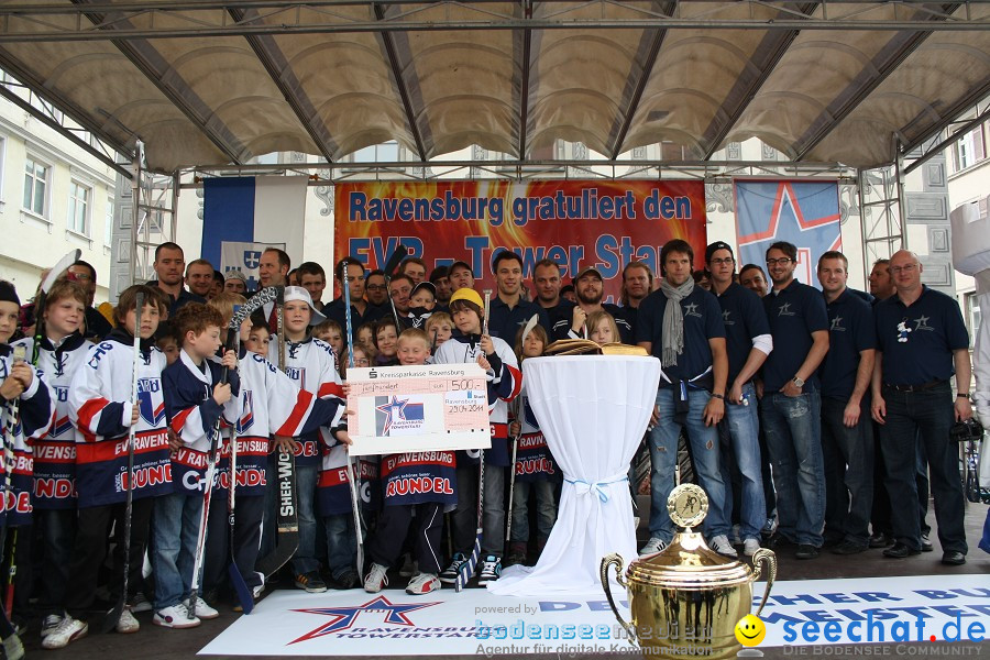 Meisterfeier Eishockey: Ravensburg Towerstars: Ravensburg, 29.04.2011